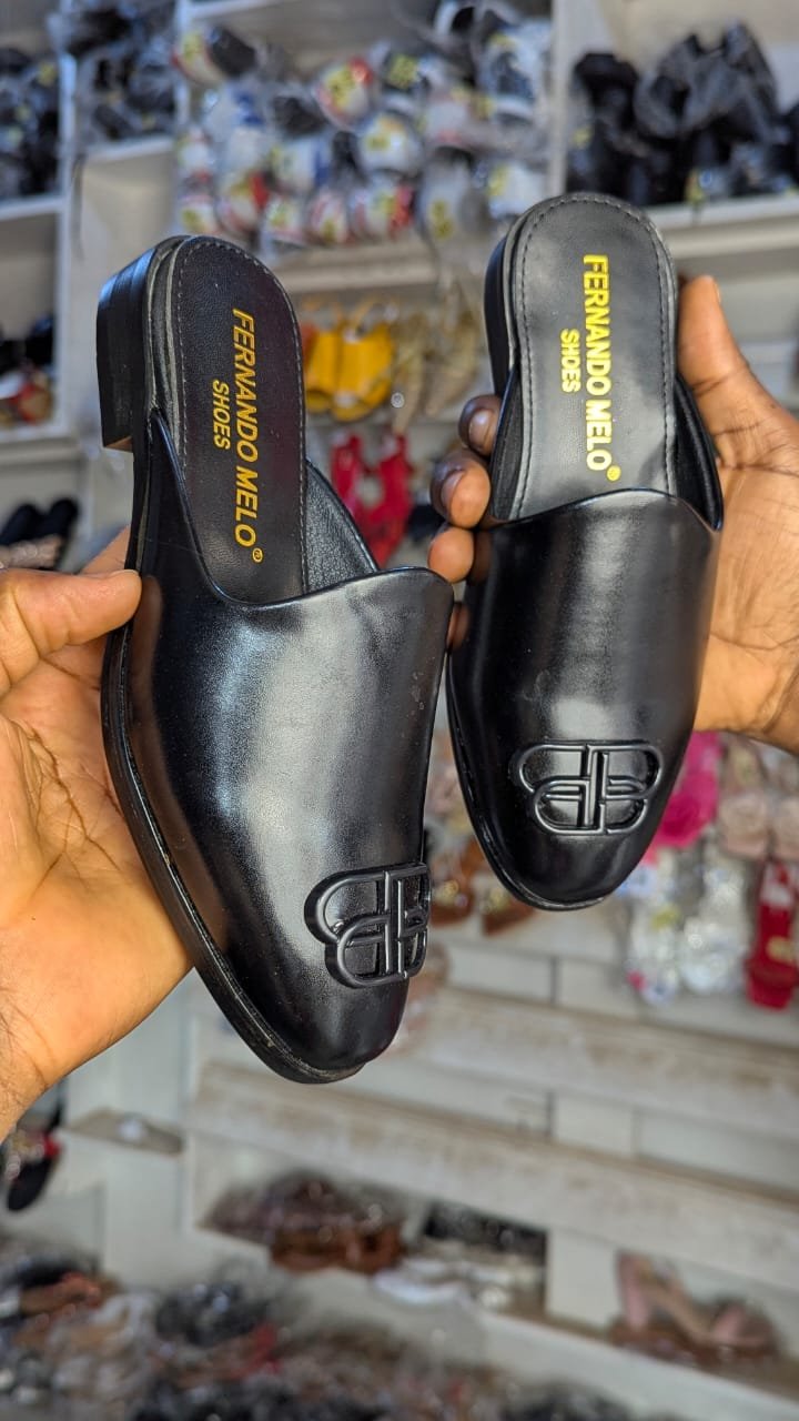 Half shoe