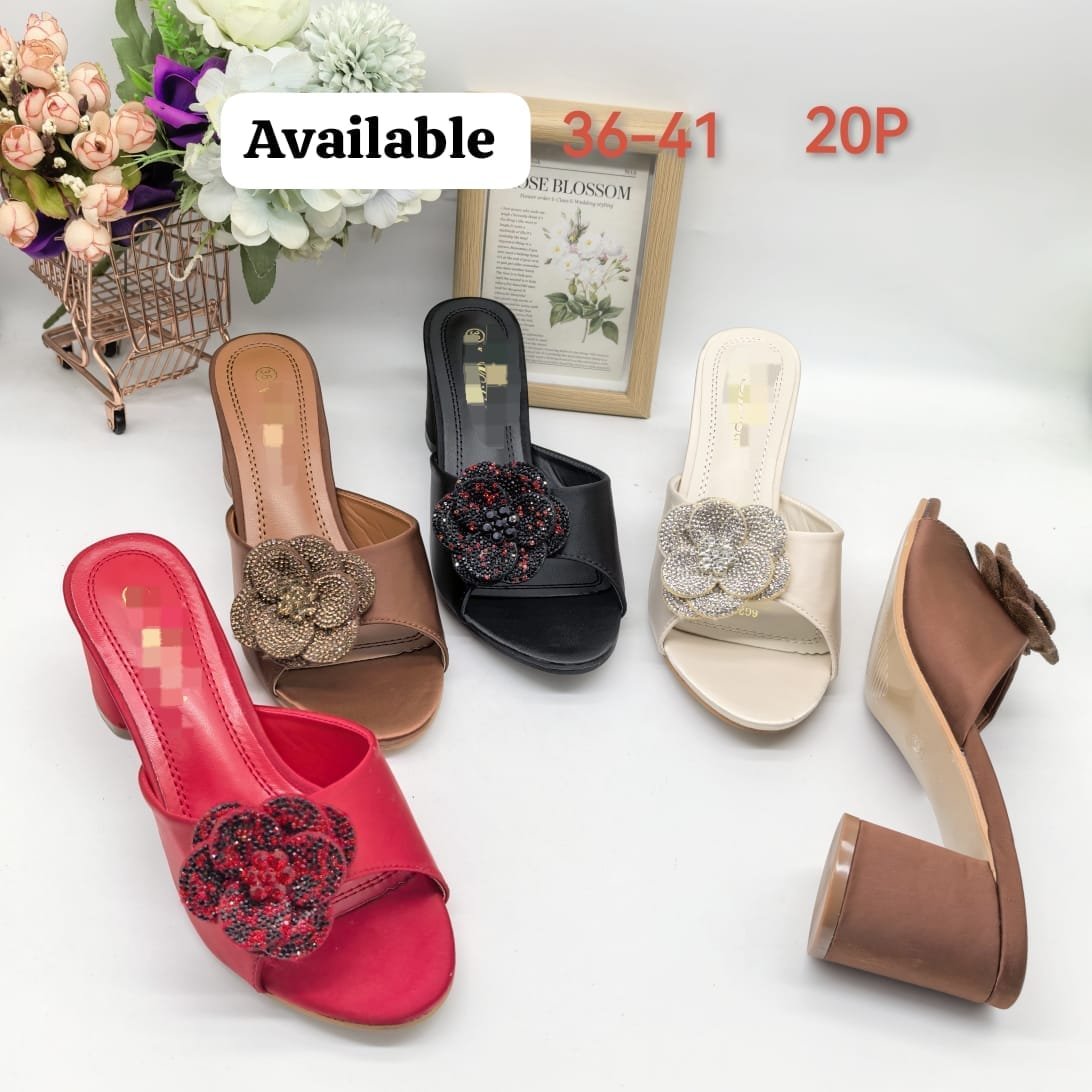  Floral Heeled Sandals 